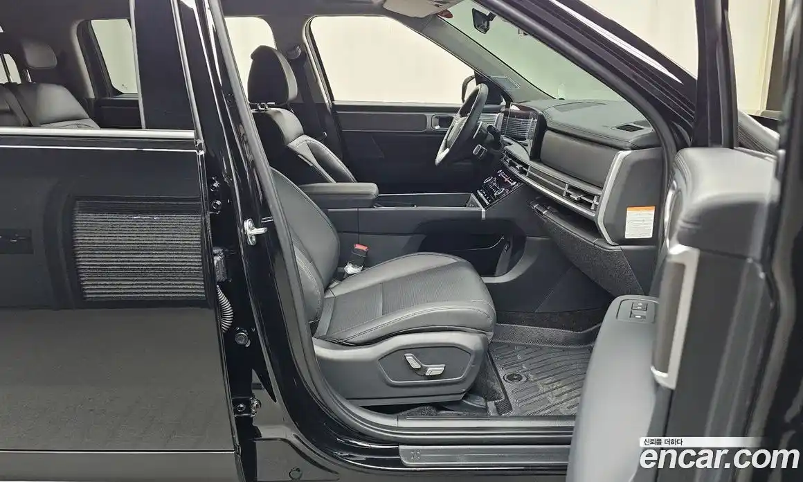 Hyundai Santa Fe 2025 1.6 автомат (гидро), фото 16
