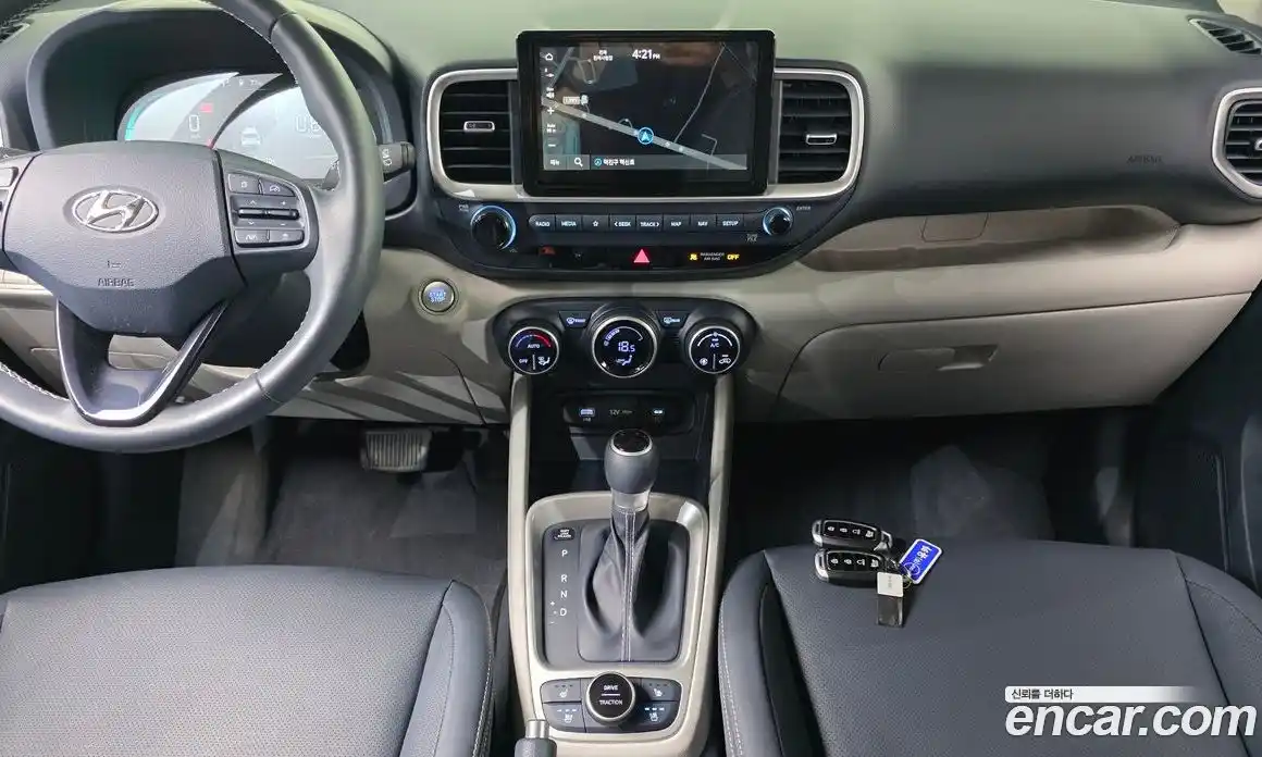 Hyundai Venue 2023 1.6 автомат (гидро), фото 21