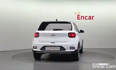 Hyundai Venue 2023 1.6 автомат (гидро), миниатюра 4
