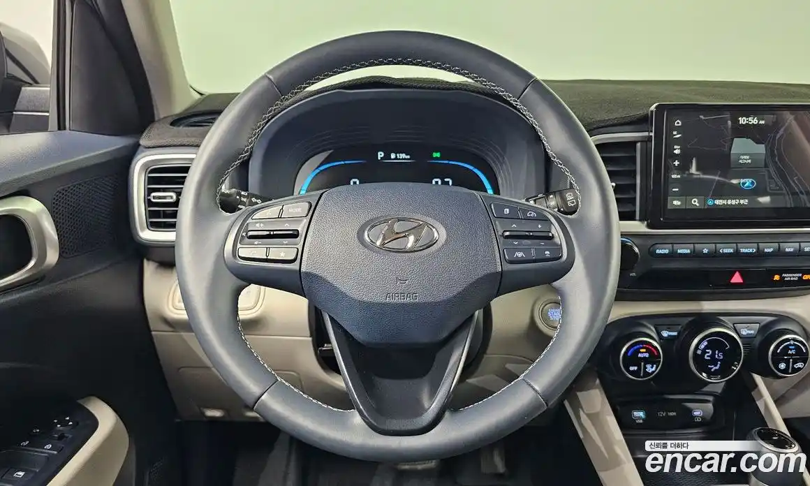 Hyundai Venue 2025 1.6 автомат (гидро), фото 19