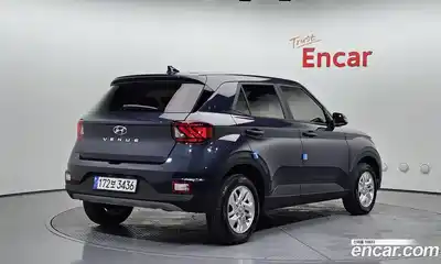 Hyundai Venue 2025 1.6 автомат (гидро), миниатюра 2