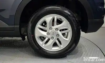 Hyundai Venue 2025 1.6 автомат (гидро), миниатюра 7