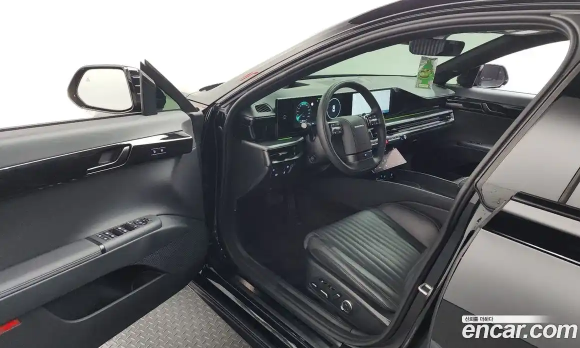 Hyundai Grandeur 2024 2.5 автомат (гидро), фото 13