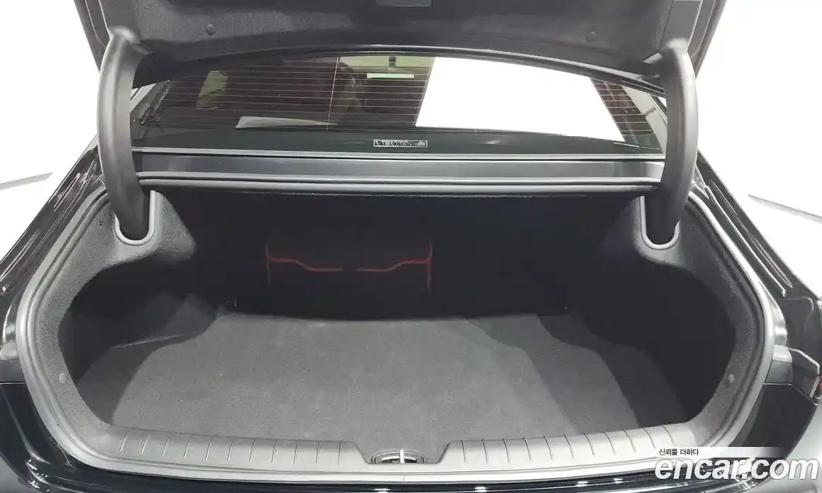 Hyundai Grandeur 2024 2.5 автомат (гидро), фото 25