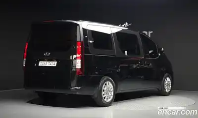 Hyundai Staria 2022 2.2 автомат (гидро), миниатюра 2