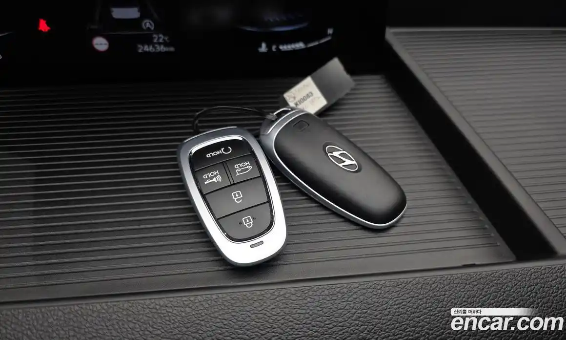 Hyundai Staria 2022 2.2 автомат (гидро), фото 29