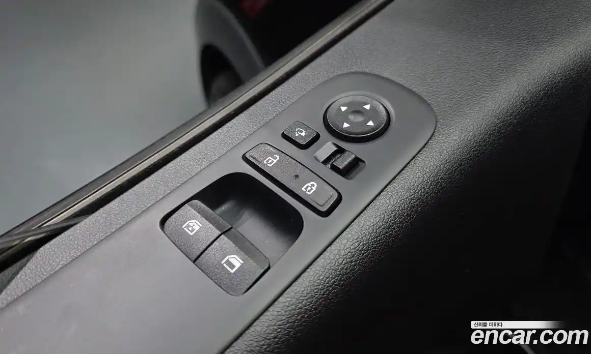 Hyundai Staria 2022 2.2 автомат (гидро), фото 30