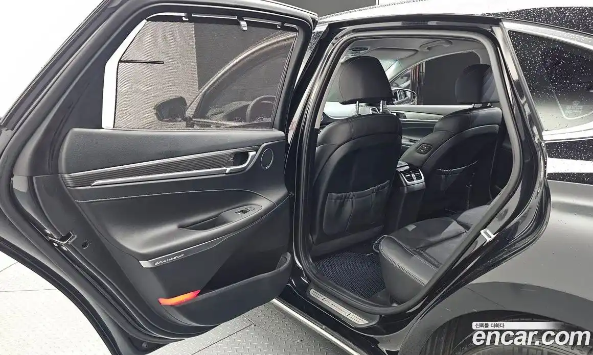 Hyundai Grandeur 2017 2.4 автомат (гидро), фото 18