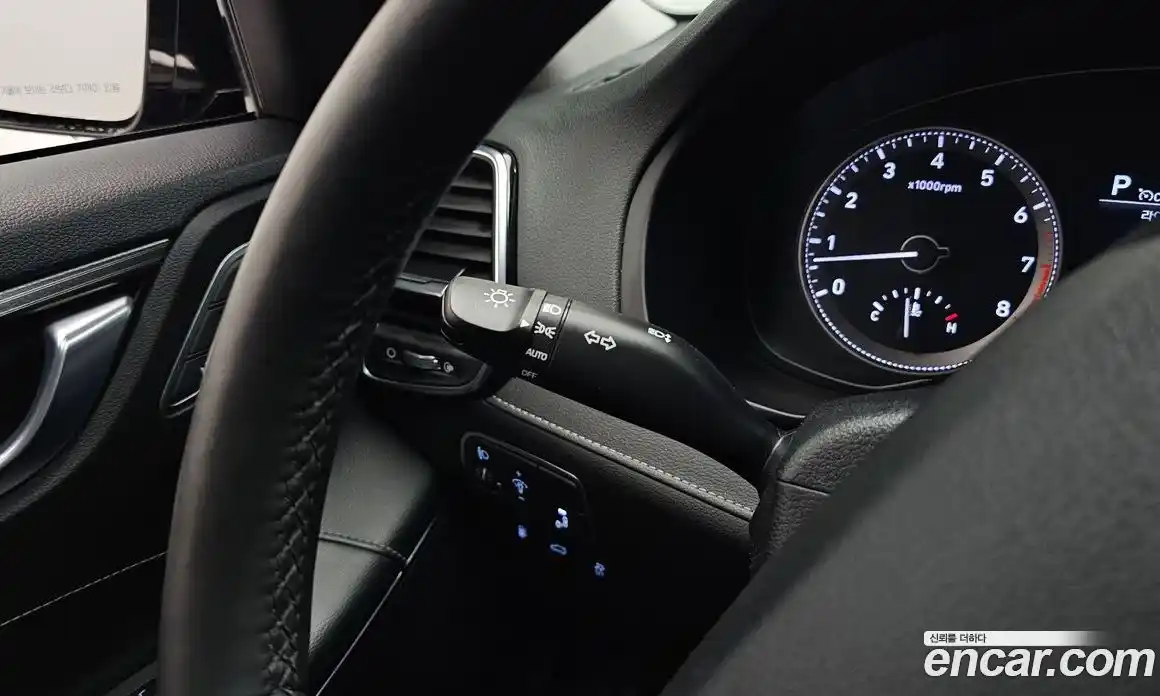 Hyundai Grandeur 2017 2.4 автомат (гидро), фото 27
