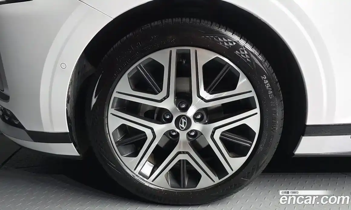 Hyundai Grandeur 2023 1.6 автомат (гидро), фото 5