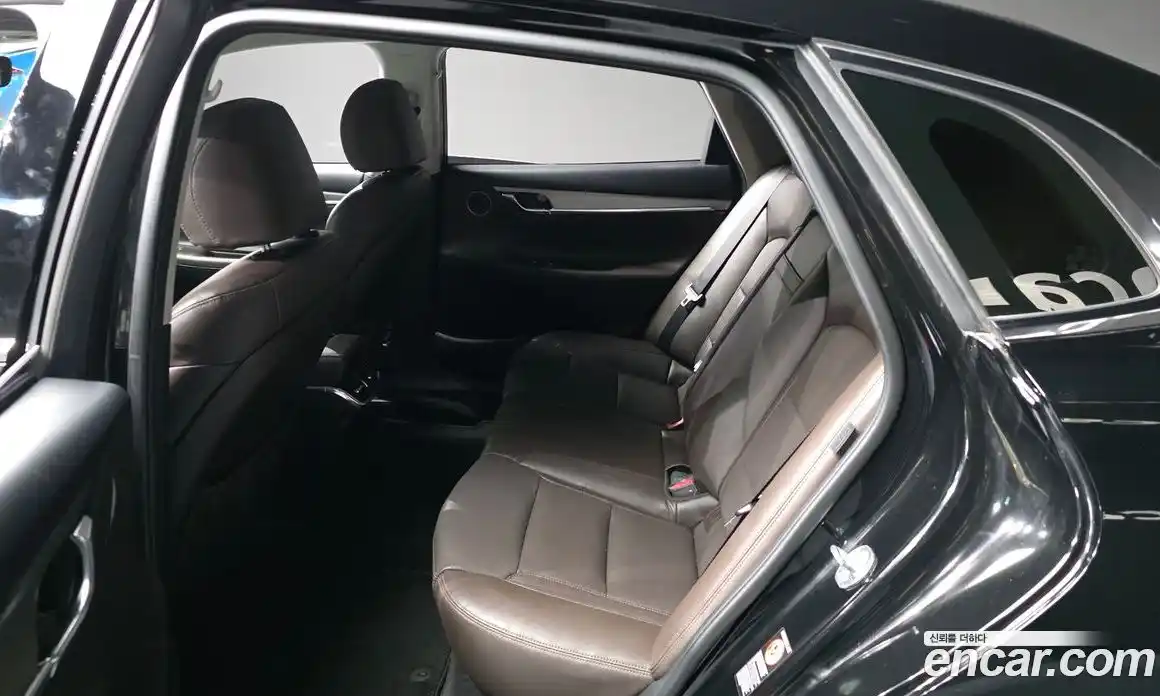 Hyundai Grandeur 2022 2.5 автомат (гидро), фото 16