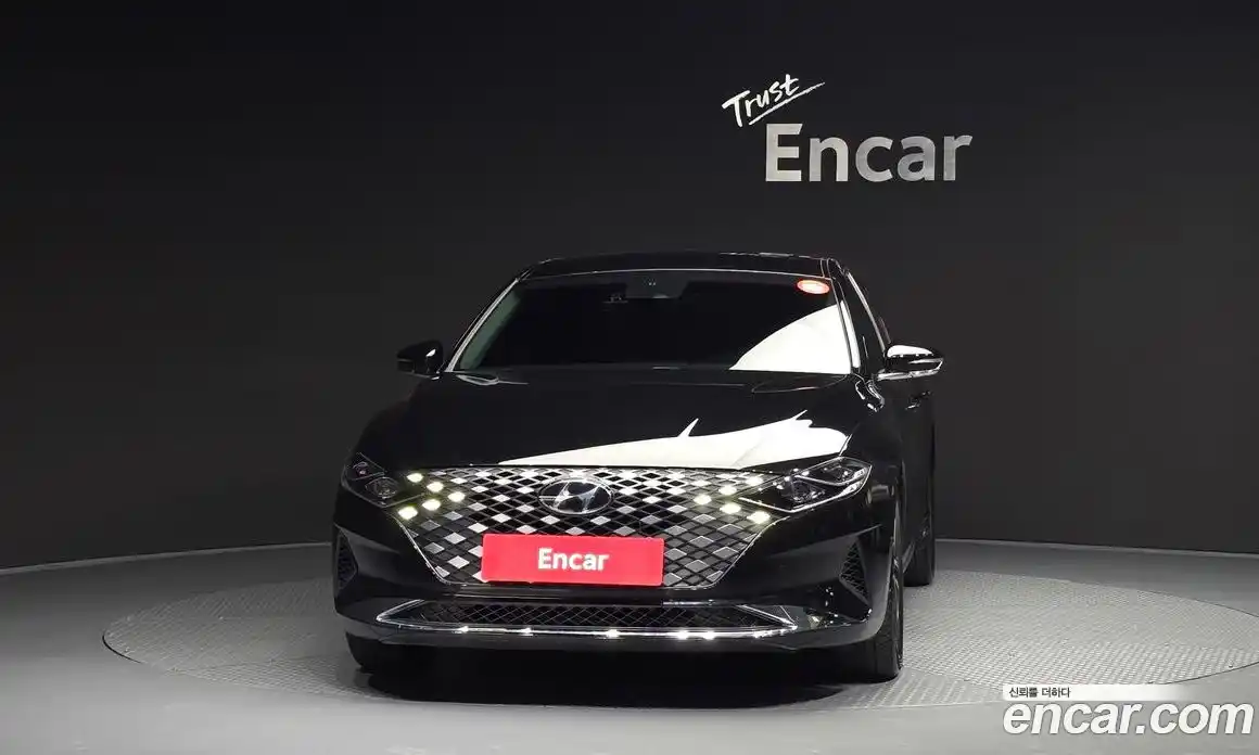 Hyundai Grandeur 2022 2.5 автомат (гидро), фото 3