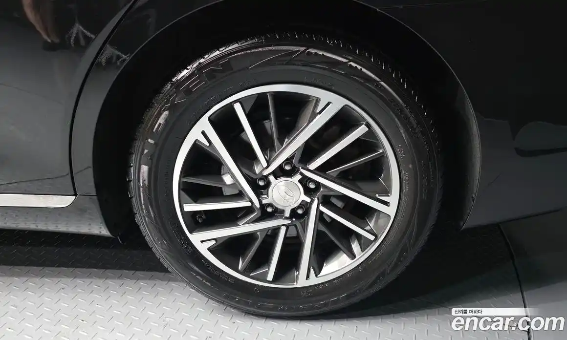 Hyundai Grandeur 2022 2.5 автомат (гидро), фото 5