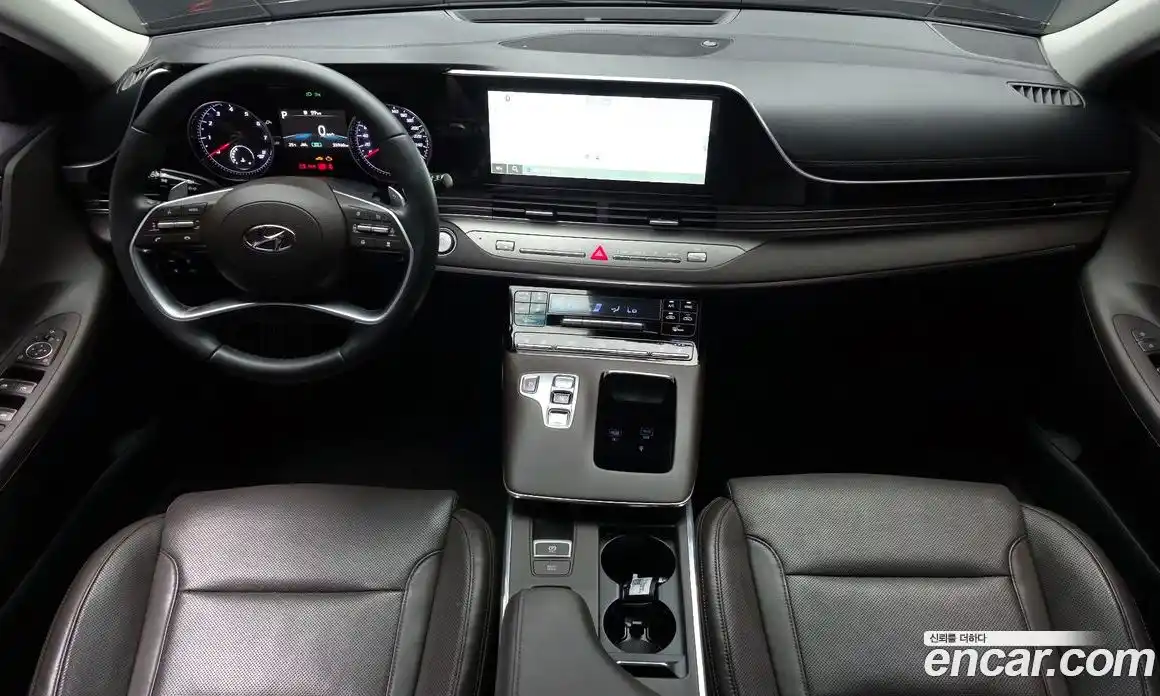 Hyundai Grandeur 2022 2.5 автомат (гидро), фото 10