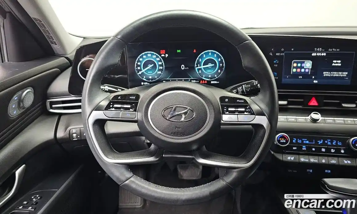 Hyundai Avante 2023 1.6 автомат (гидро), фото 13