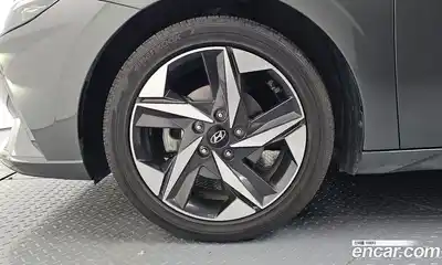 Hyundai Avante 2023 1.6 автомат (гидро), миниатюра 5