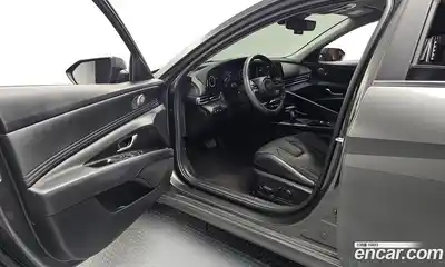 Hyundai Avante 2023 1.6 автомат (гидро), миниатюра 10