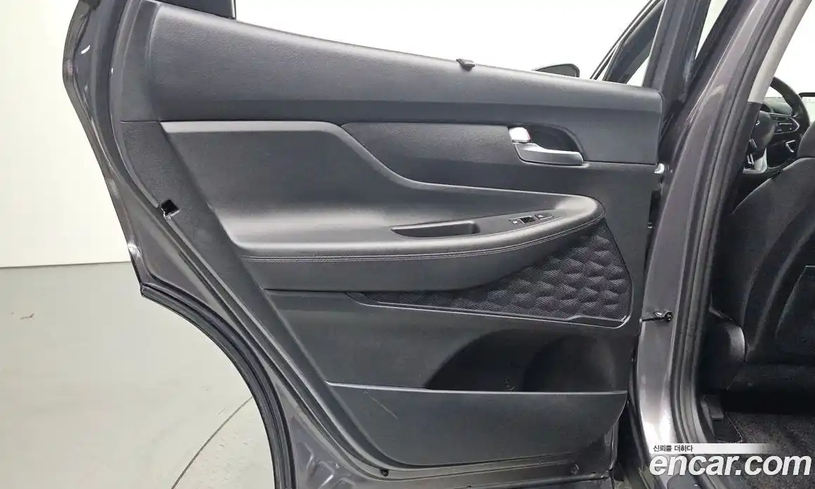 Hyundai Santa Fe 2022 2.2 автомат (гидро), фото 15