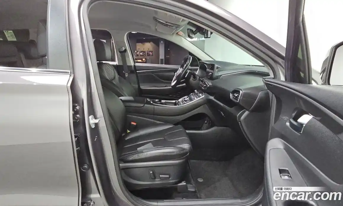 Hyundai Santa Fe 2022 2.2 автомат (гидро), фото 18