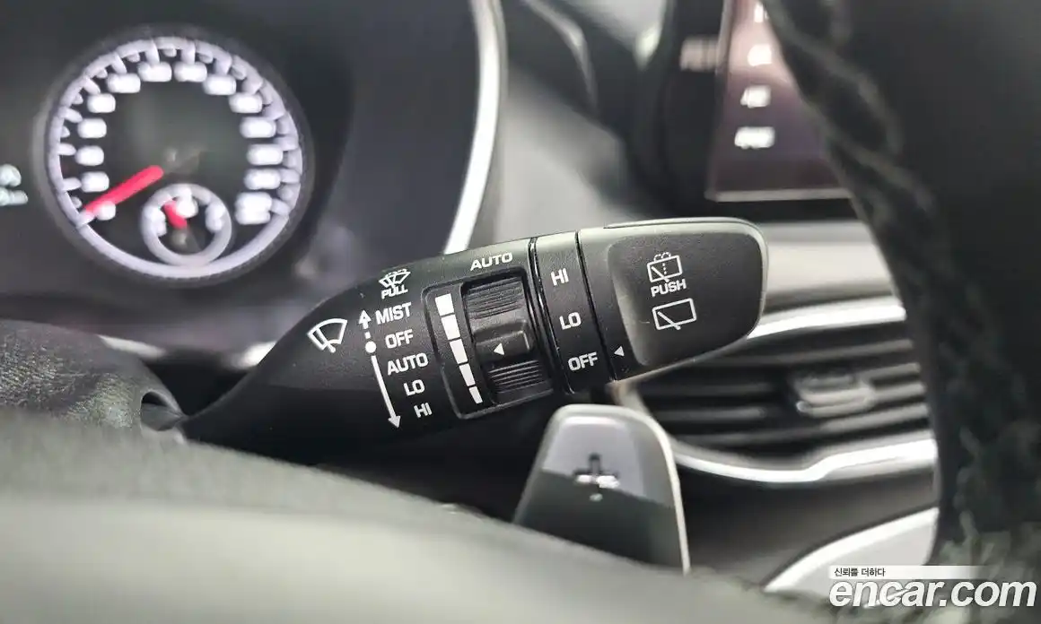 Hyundai Santa Fe 2022 2.2 автомат (гидро), фото 30