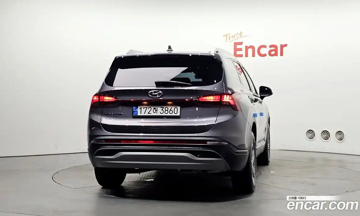 Hyundai Santa Fe 2022 2.2 автомат (гидро), фото 4