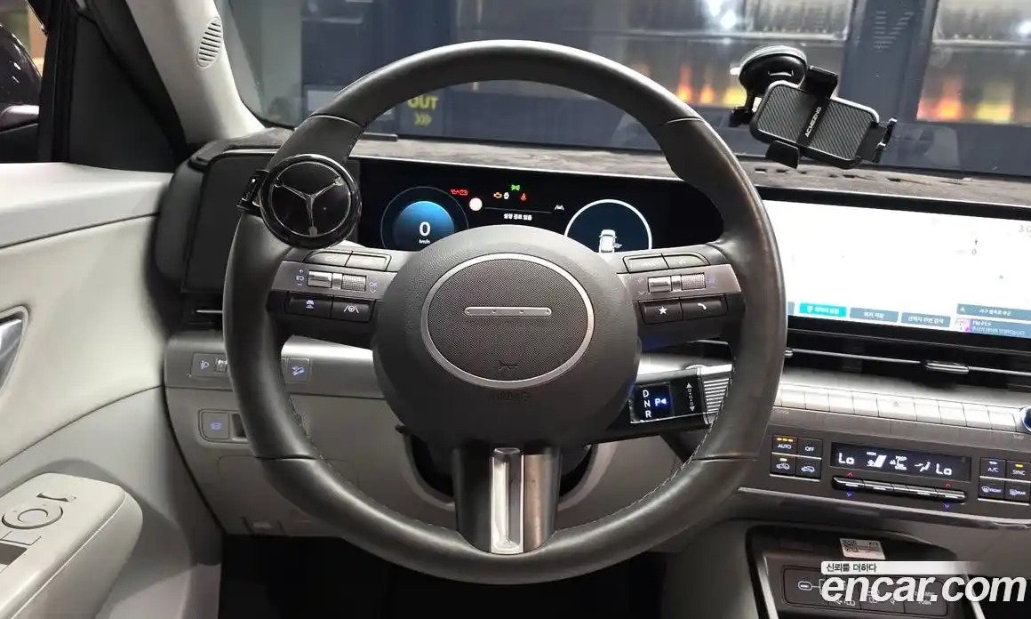 Hyundai Kona 2023 1.6 автомат (гидро), фото 19