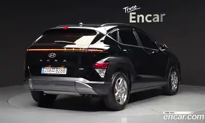 Hyundai Kona 2023 1.6 автомат (гидро), миниатюра 2