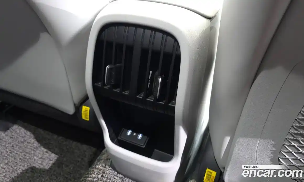 Hyundai Kona 2023 1.6 автомат (гидро), фото 32