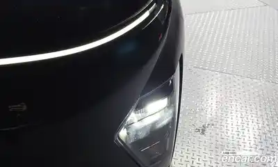 Hyundai Kona 2023 1.6 автомат (гидро), миниатюра 8