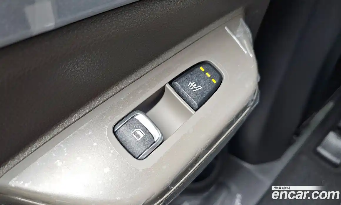 Kia Carnival 2026 1.6 автомат (гидро), фото 16