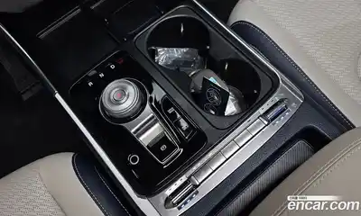 Kia Carnival 2024 1.6 автомат (гидро), миниатюра 11