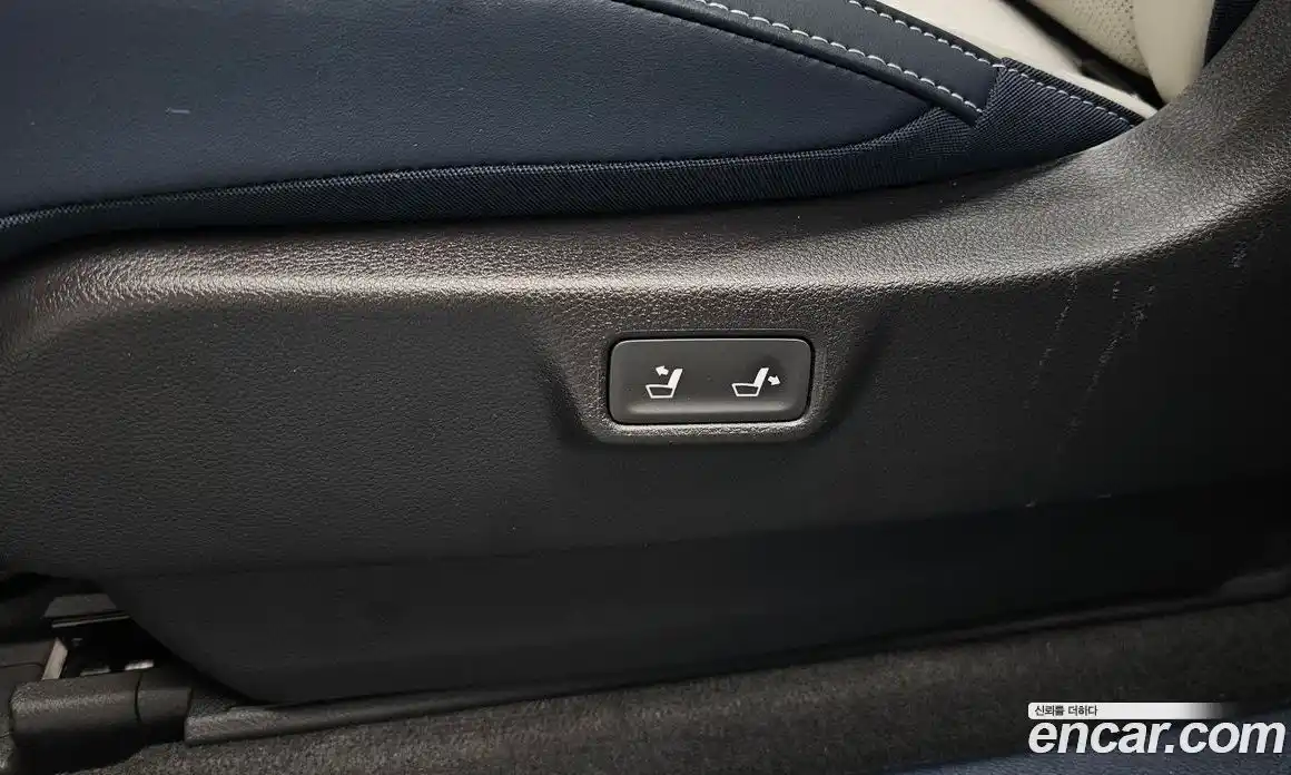 Kia Carnival 2024 1.6 автомат (гидро), фото 33
