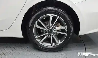 Kia K3 2023 1.6 автомат (гидро), миниатюра 7