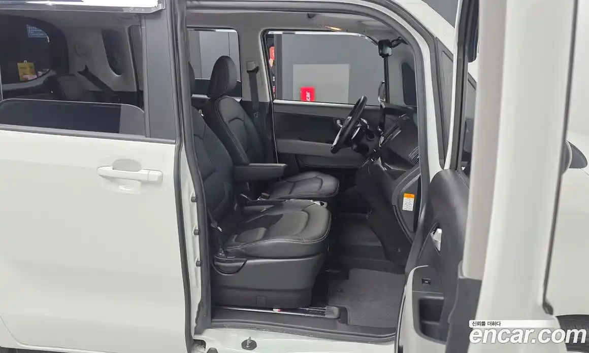 Kia Ray 2023 0.1 автомат (гидро), фото 17