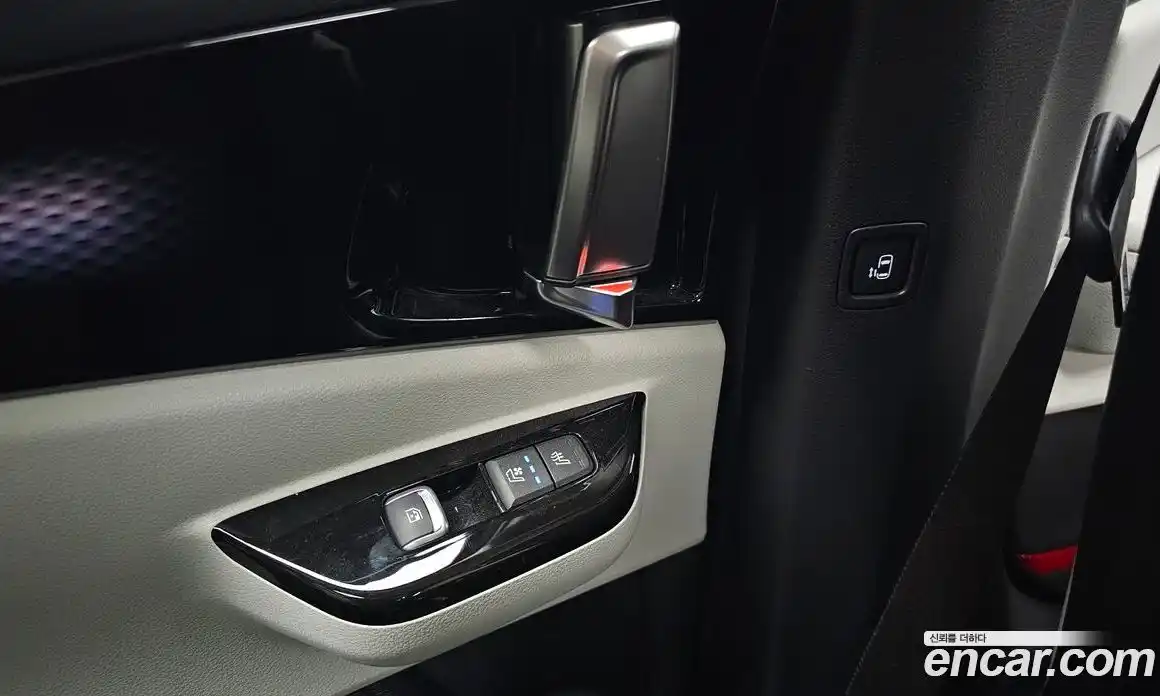 Kia Carnival 2021 2.2 автомат (гидро), фото 19