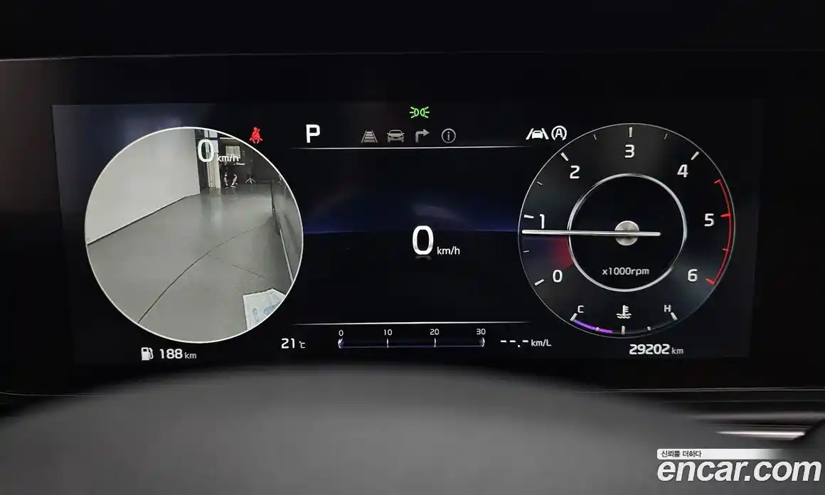Kia Carnival 2021 2.2 автомат (гидро), фото 8