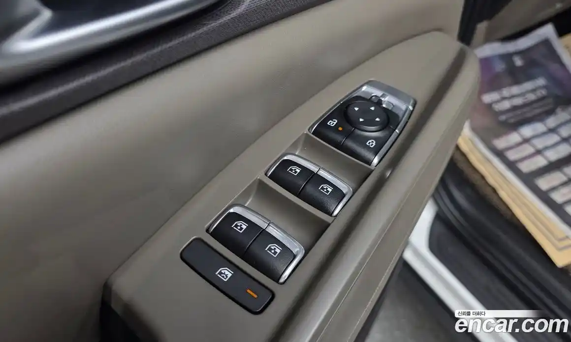 Kia Carnival 2024 1.6 автомат (гидро), фото 29