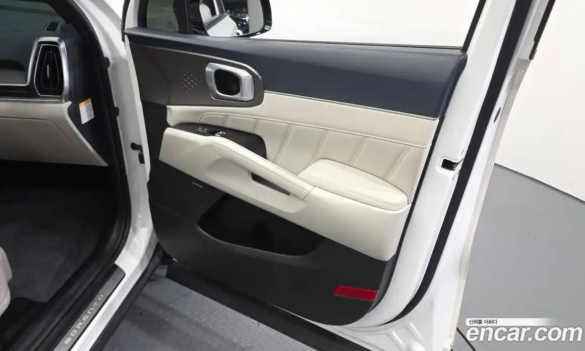 Kia Sorento 2024 1.6 автомат (гидро), фото 14