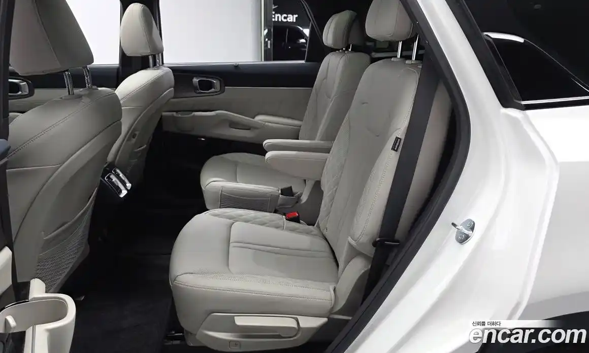 Kia Sorento 2024 1.6 автомат (гидро), фото 16