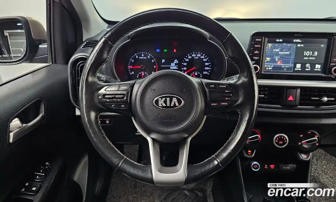 Kia Morning 2019 1.0 автомат (гидро), фото 13
