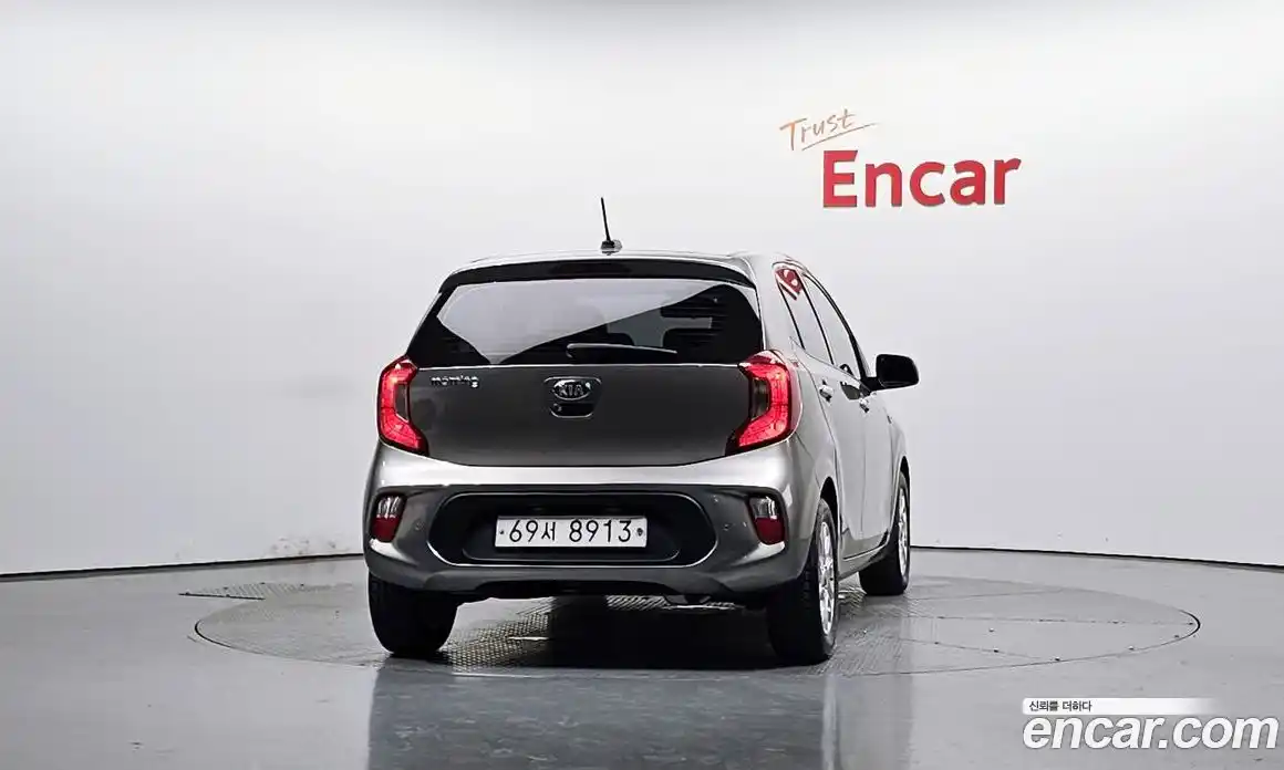 Kia Morning 2019 1.0 автомат (гидро), фото 4
