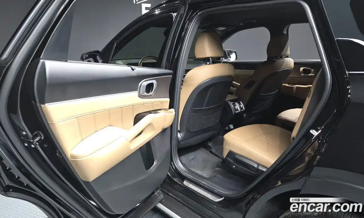 Kia Sorento 2024 2.5 автомат (гидро), фото 16