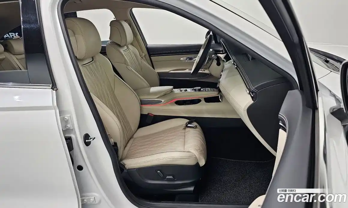 Genesis GV70 2023 2.5 автомат (гидро), фото 16
