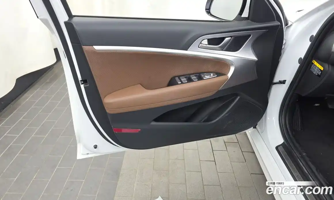 Genesis G70 2019 2.0 автомат (гидро), фото 14