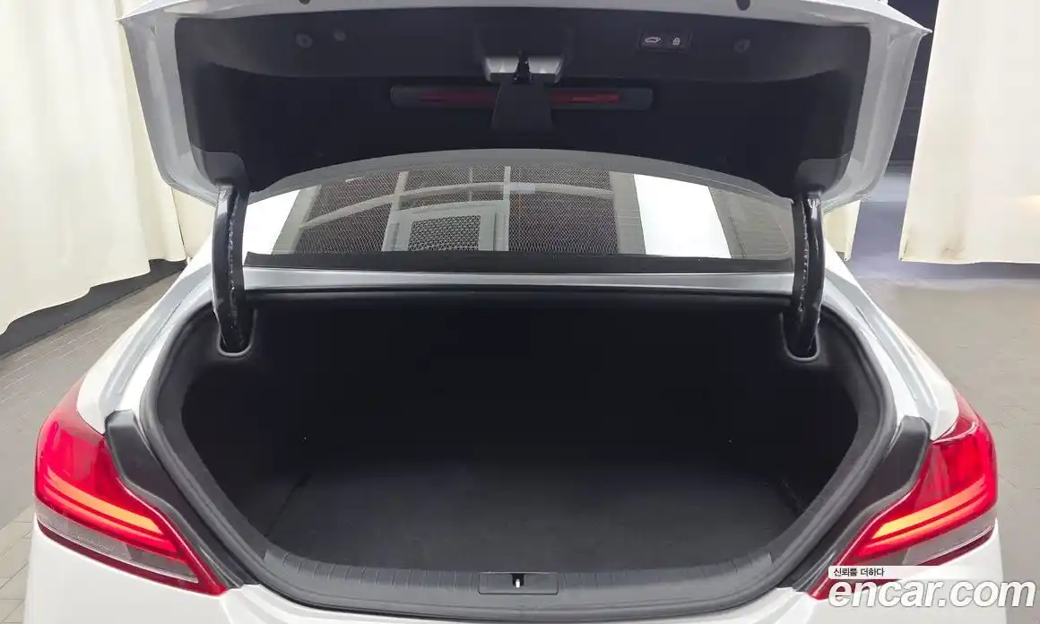 Genesis G70 2019 2.0 автомат (гидро), фото 26