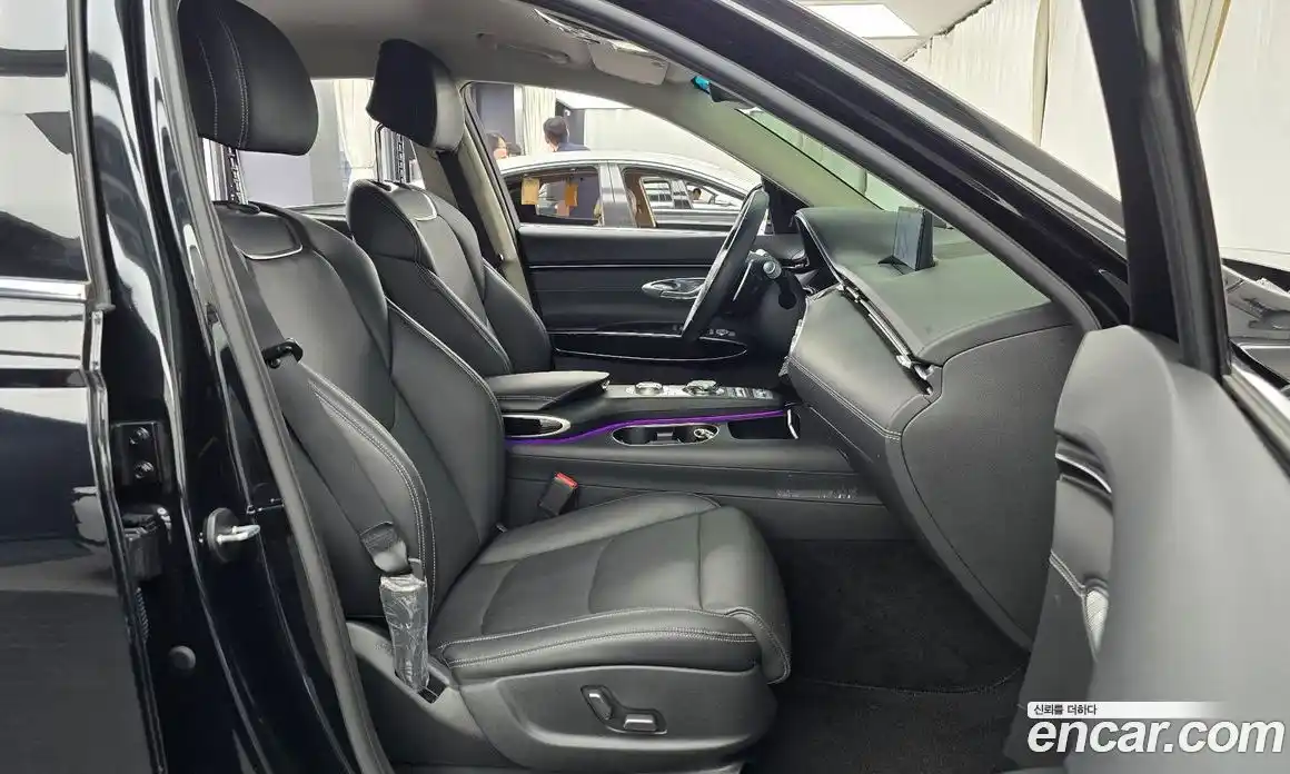 Genesis GV70 2022 2.5 автомат (гидро), фото 17