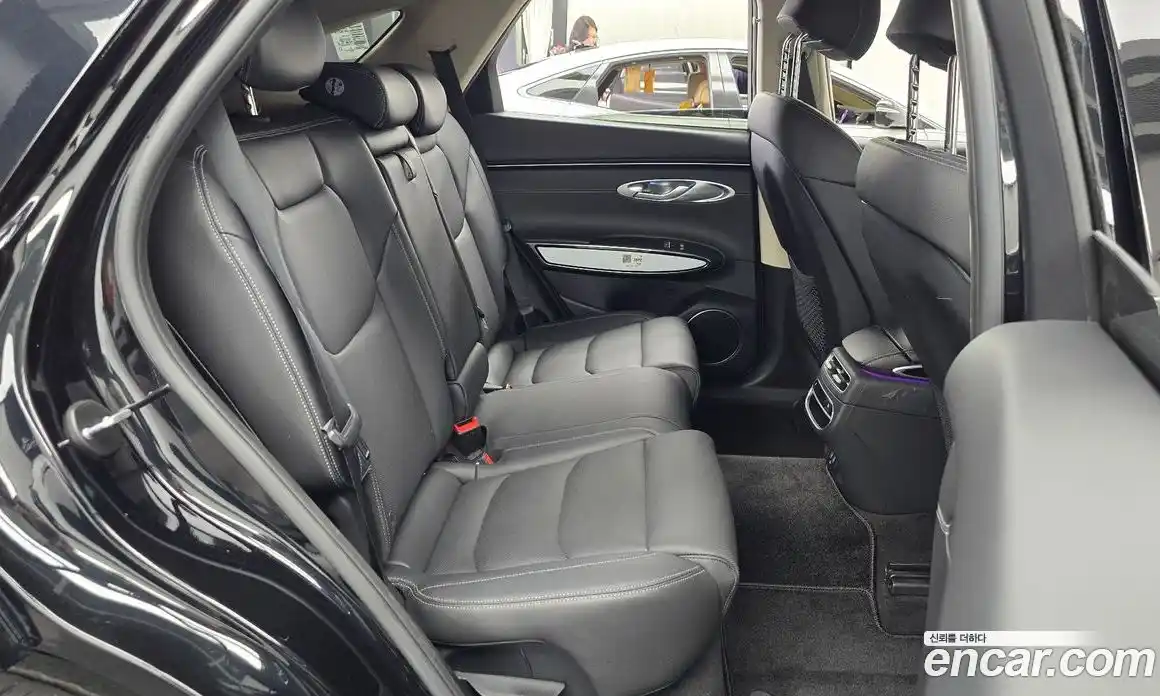 Genesis GV70 2022 2.5 автомат (гидро), фото 18