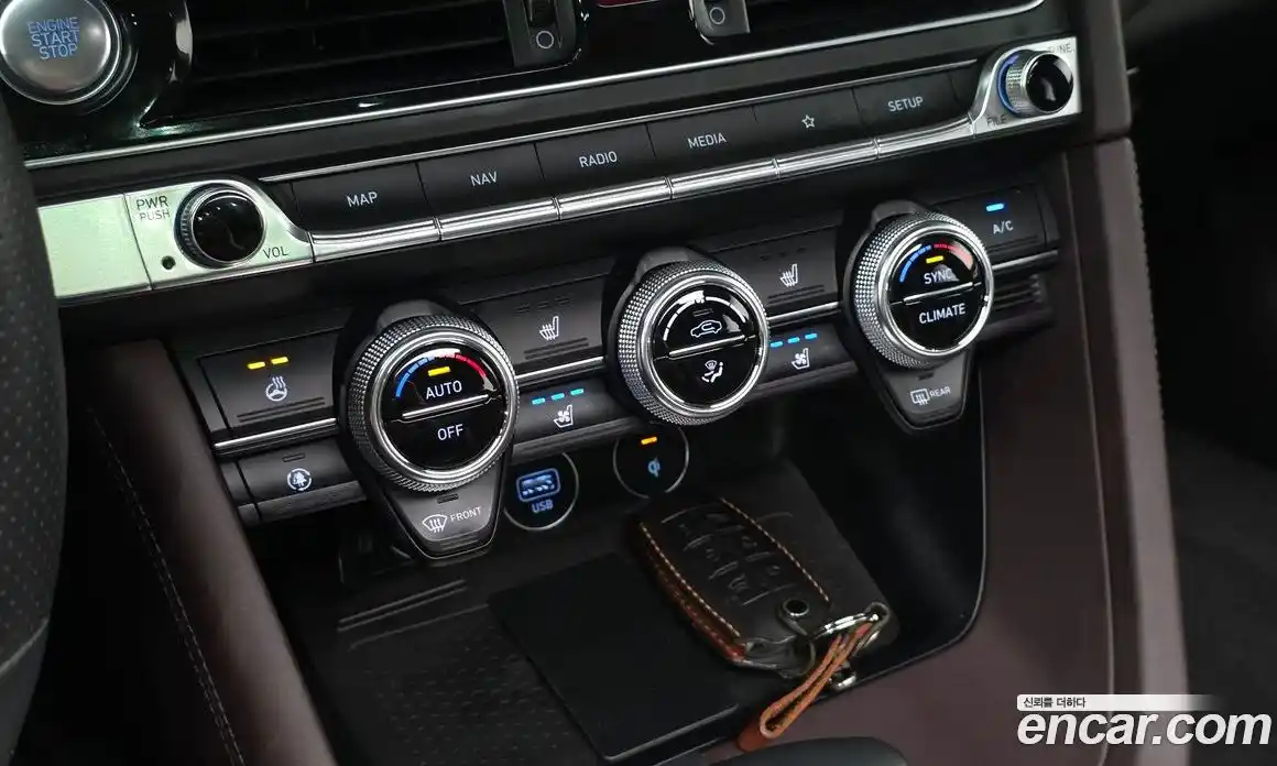 Genesis G70 2021 3.3 автомат (гидро), фото 31