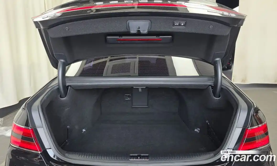 Genesis G90 2018 3.8 автомат (гидро), фото 26