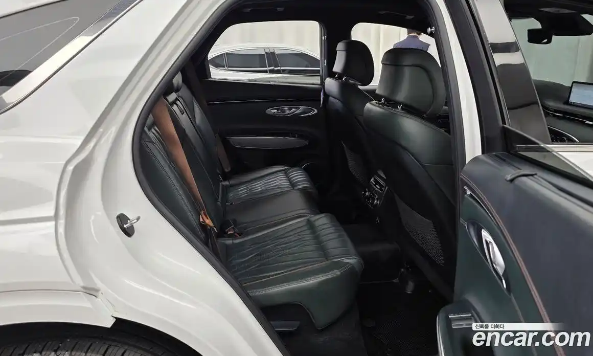 Genesis GV70 2022 2.5 автомат (гидро), фото 18